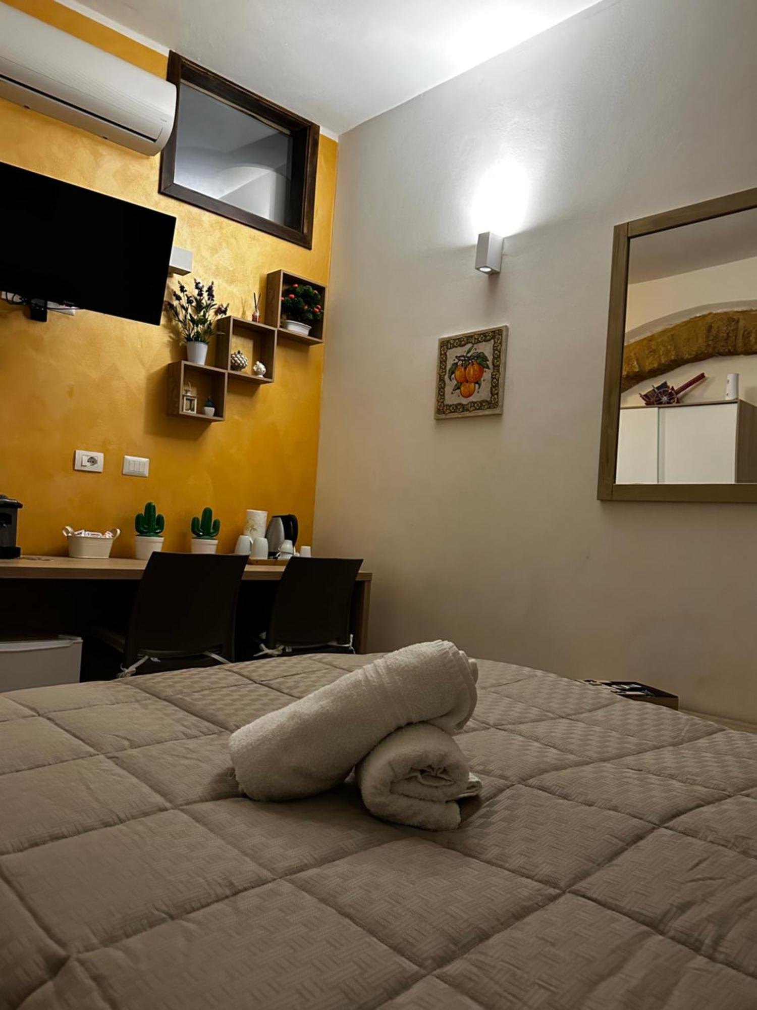 O Munti Rooms Agrigento Exterior photo