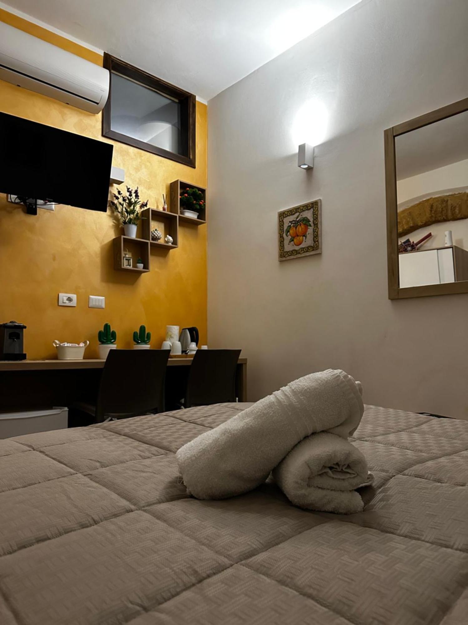 O Munti Rooms Agrigento Exterior photo