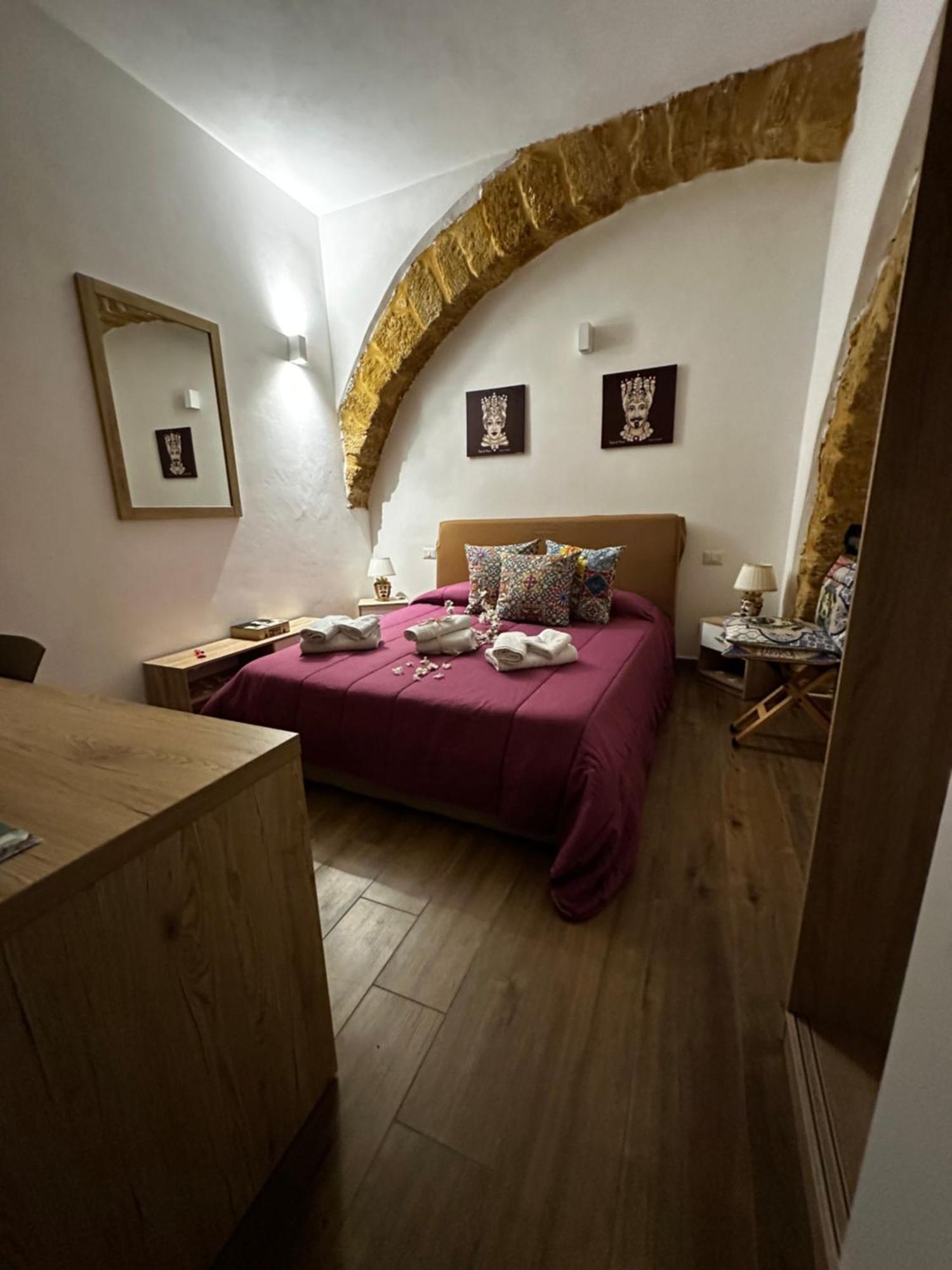 O Munti Rooms Agrigento Exterior photo